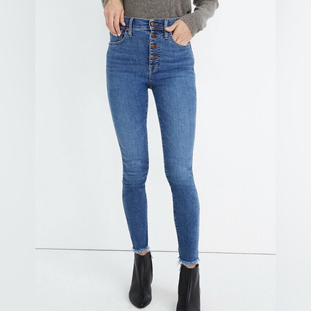 Madewell Frayed Hem 10” High Rise Skinny Denim Jean in Mackey Wash F687